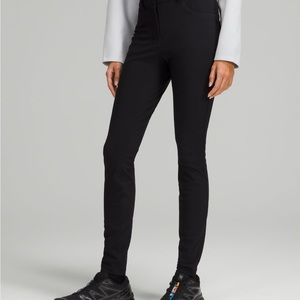 City Sleek Lululemon Size 28